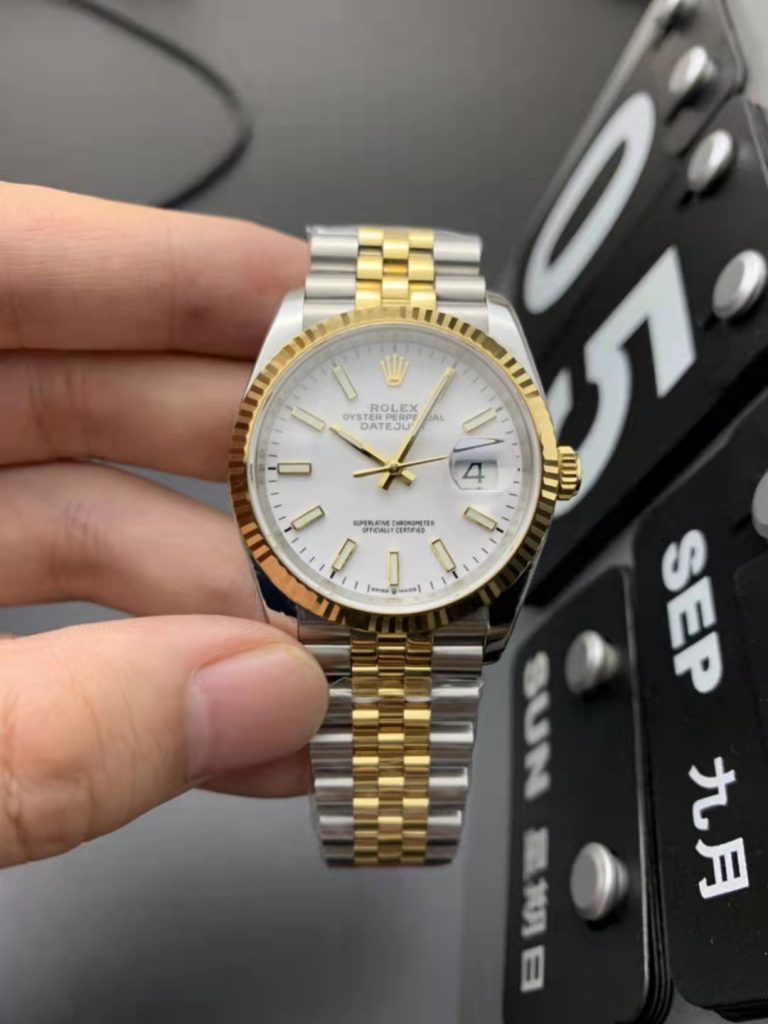Replica-Rolex-Datejust-36mm-Two-Tone-768x1024.jpg