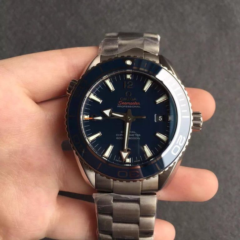 Replica-Omega-Seamaster-Planet-Ocean-Titanium-Watch