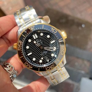 2018 Replica Omega Seamaster Diver 300M SS/YG VSF 1:1 Best Edition YG Bezel Black Dial on SS/YG Bracelet A8800