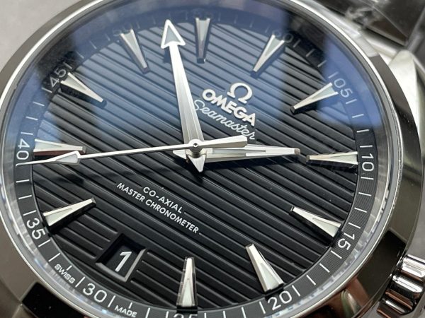 Replica Omega AQUA TERRA 150M MASTER CHRONOMETERS VSF 1:1 BEST EDITION BLACK DIAL SILVER SECOND HAND ON SS BRACELET A8900 - Image 7