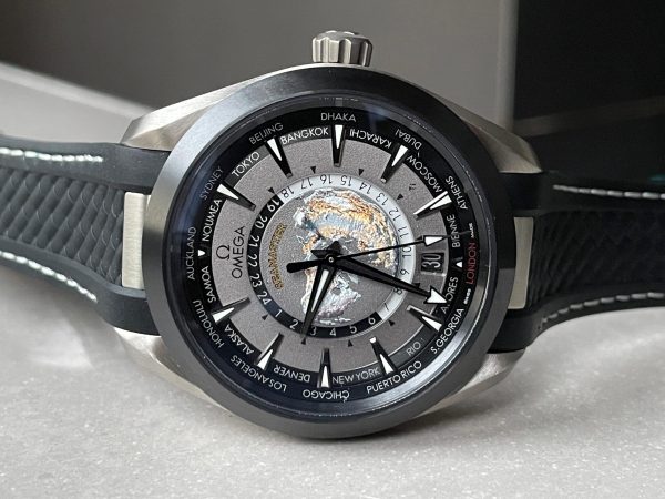 Replica Replica Omega Seamaster Aqua Terra GMT Titanium Worldtimer 43mm Ti Black Dial on Rubber Strap VSF A8938 - Image 6
