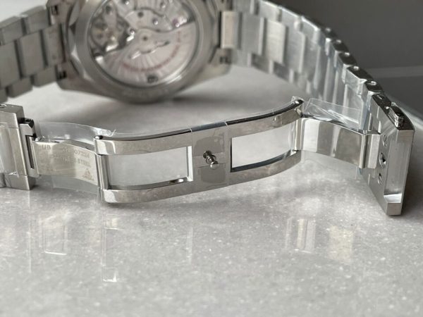 Replica Omega Seamaster Aqua Terra Worldtimer VSF 1:1 Best Edition Green Dial on SS Bracelet A8938 - Image 9