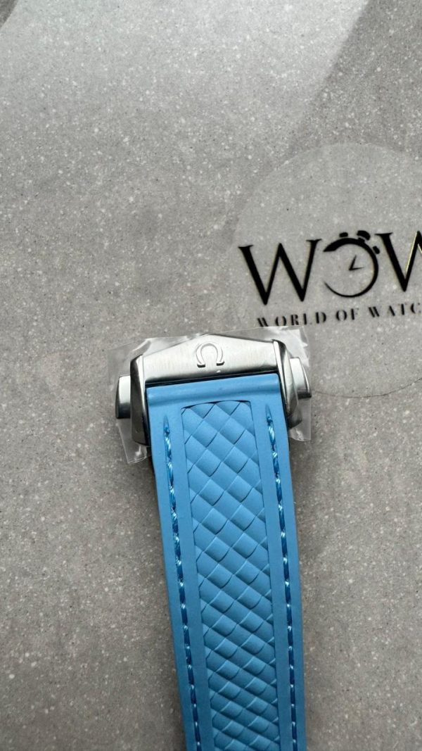Replica Omega Aqua Terra 41mm VSF 1:1 Best Edition Summer Blue Dial on Blue Rubber Strap A8900 - Image 10