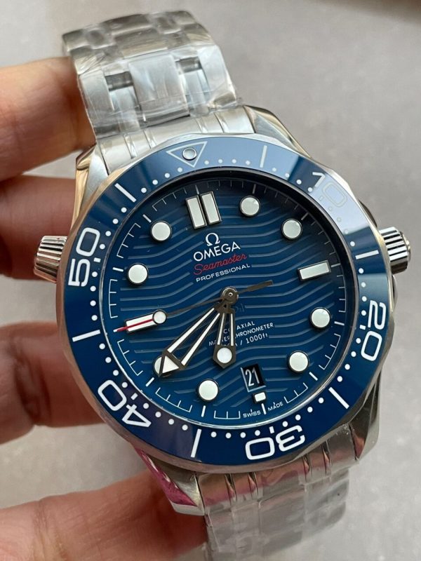 Replica Omega Seamaster Diver 300M VSF 1:1 Best Edition Blue Ceramic Blue Dial on SS Bracelet A8800 V2 - Image 10