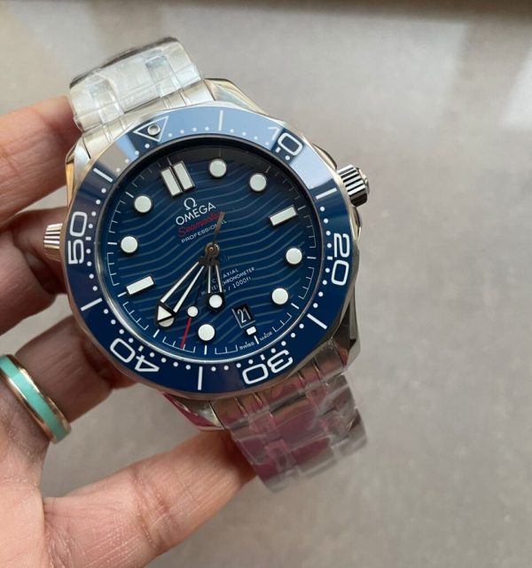 Replica Omega Seamaster Diver 300M VSF 1:1 Best Edition Blue Ceramic Blue Dial on SS Bracelet A8800 V2 - Image 6