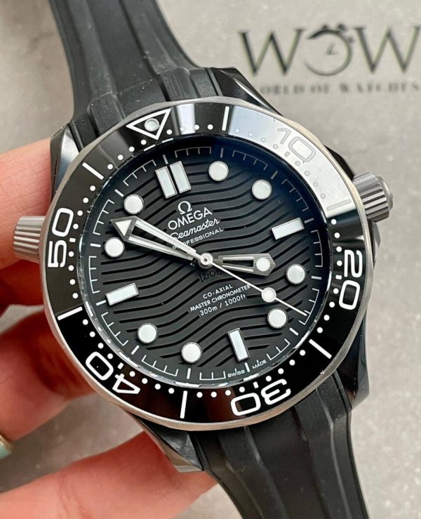Replica Omega Seamaster Diver 300M 43.5mm VSF 1:1 Best Edition Ceramic Case Black Dial on Black Rubber Strap A8806 - Image 5
