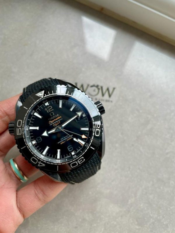 Replica Omega Seamaster Planet Ocean 600M Deep Black In Red GMT 215.92.46.22.01.001 VSF PVD Black Dial Swiss 8906 - Image 8