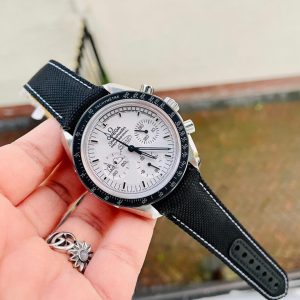 Replica Omega Speedmaster SS Snoopy Sapphire Crystal White Dial on Black Nylon Strap Manual Winding Chrono Movement