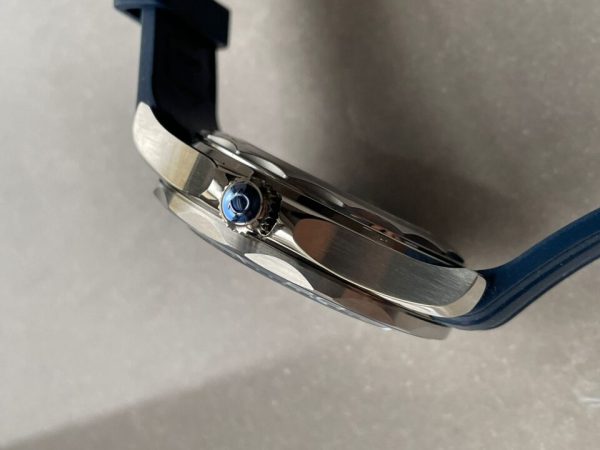 2018 Replica Omega Seamaster Diver 300M VSF 1:1 Best Edition Blue Ceramic Grey Dial on blue rubber strap Strap A8800 - Image 9