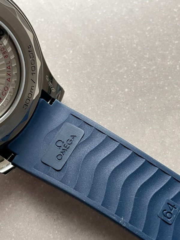 2018 Replica Omega Seamaster Diver 300M VSF 1:1 Best Edition Blue Ceramic Grey Dial on blue rubber strap Strap A8800 - Image 11