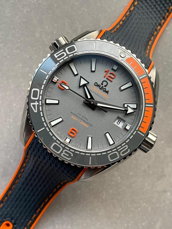 Replica Omega Seamaster Planet Ocean 600m Master Chronometer TI Grey Dial on Rubber Strap VSF A8900 - Image 4