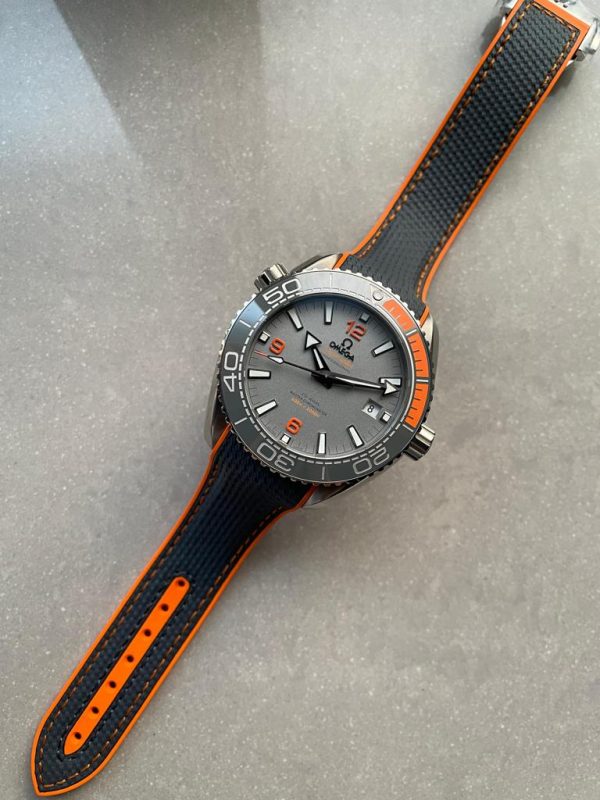 Replica Omega Seamaster Planet Ocean 600m Master Chronometer TI Grey Dial on Rubber Strap VSF A8900 - Image 8