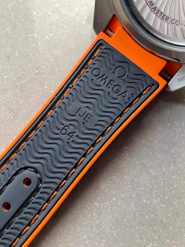 Replica Omega Seamaster Planet Ocean 600m Master Chronometer TI Grey Dial on Rubber Strap VSF A8900 - Image 14