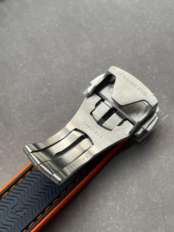 Replica Omega Seamaster Planet Ocean 600m Master Chronometer TI Grey Dial on Rubber Strap VSF A8900 - Image 17