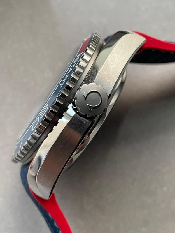 Replica Omega Seamaster Planet Ocean 600M 36TH America’s Cup Auckland 2021 43.5mm VSF SS White Dial Swiss 8900 - Image 12