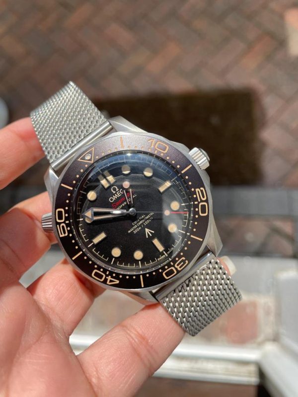 Replica Omega Seamaster 300 “No Time to Die” Limited Edition VSF 1:1 Best Edition on SS Mesh Bracelet A8806 V4 - Image 5