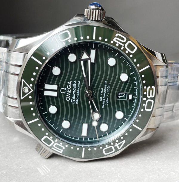 Replica Omega Seamaster Diver 300M SS/Green Ceramic Bezel ORF 1:1 Best Edition Green Dial on SS Bracelet A8800 - Image 11