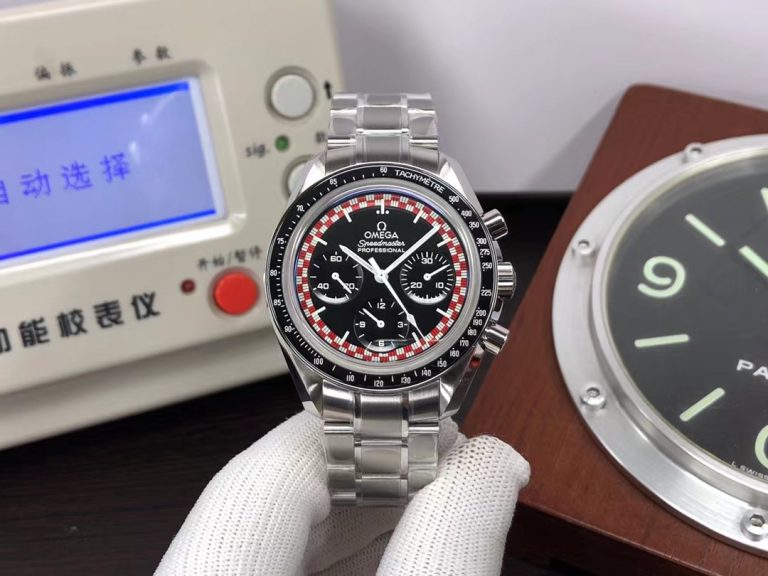 Replica-Omega-Speedmaster-Moon-Watch-768x576