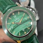 Replica-Omega-Seamaster-300-Green-768x577
